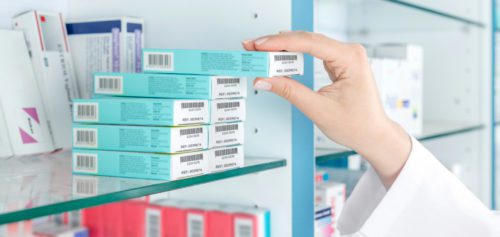 Guaranteeing the identification of fraudulent medicines through serialisation